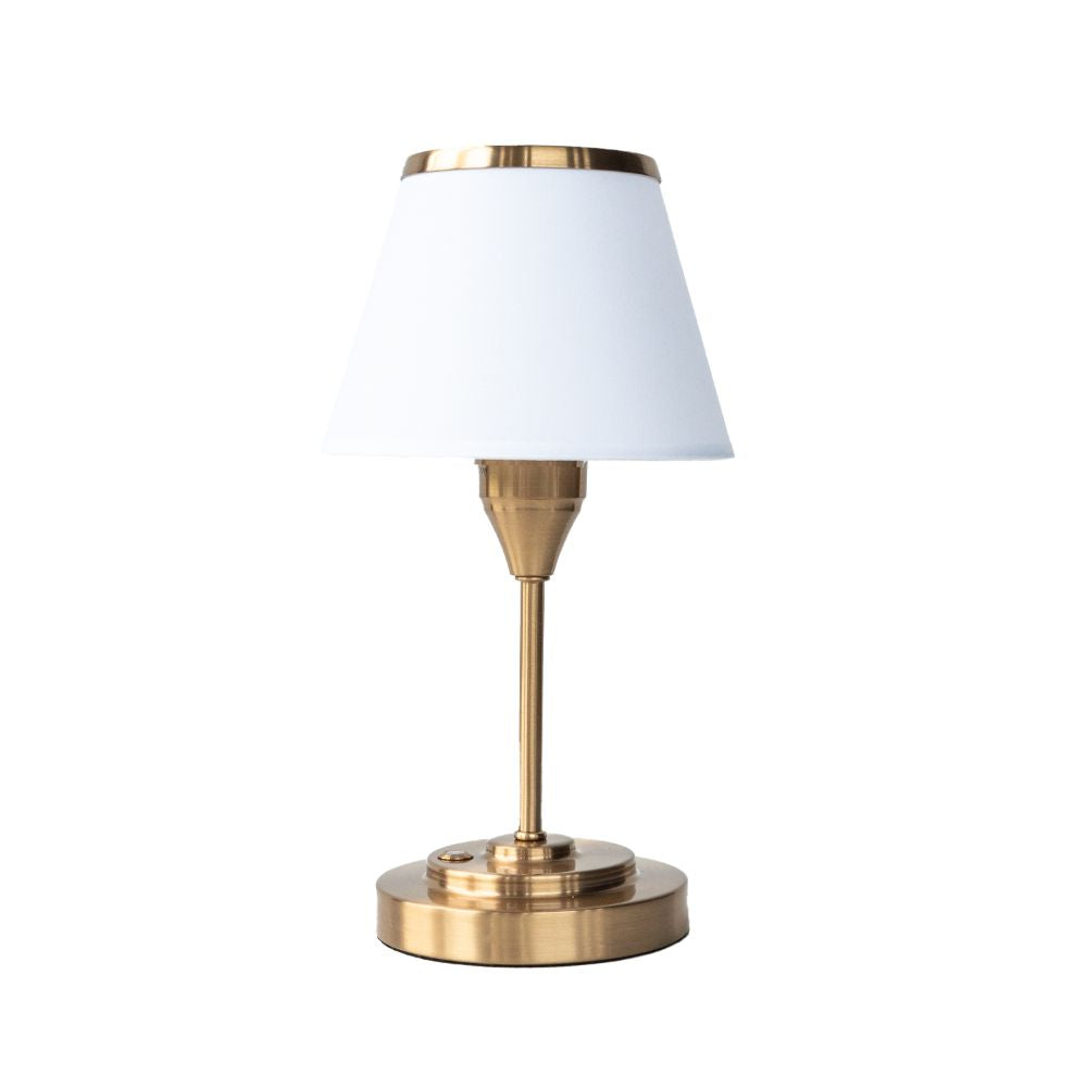 Bruno Stoffschirm Lampe