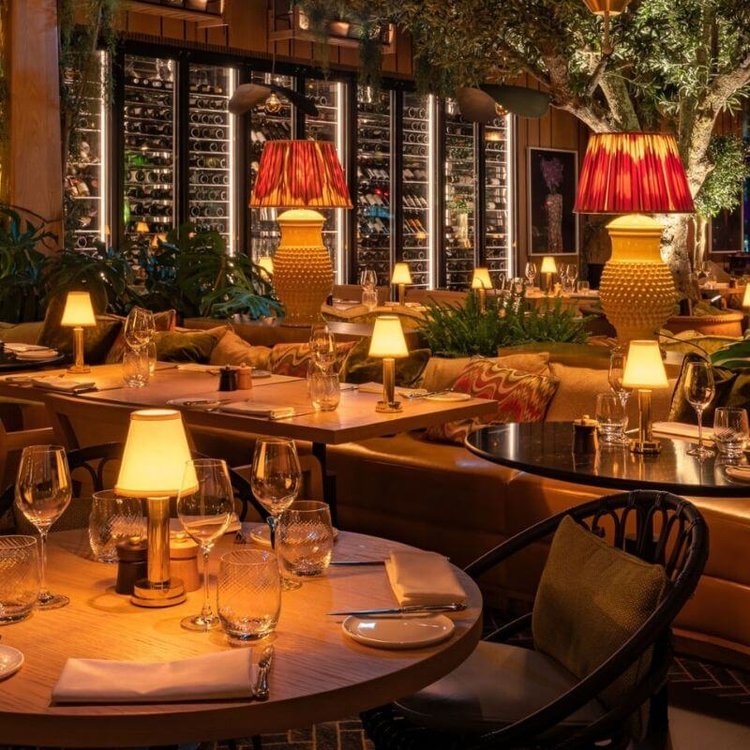 Apfelförmige Stoff-Tischlampe