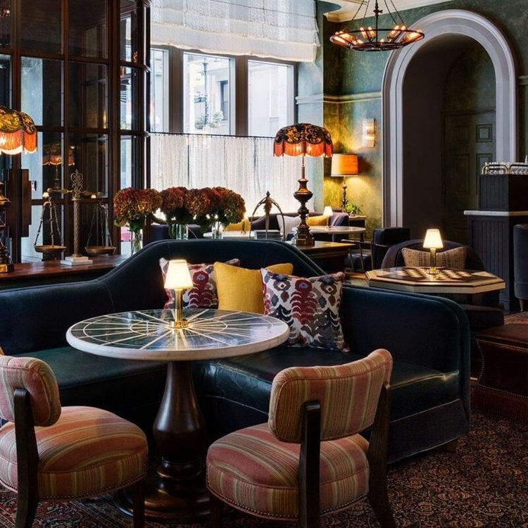 Apfelförmige Stoff-Tischlampe