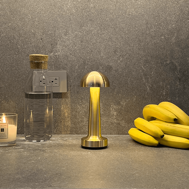 Claro wiederaufladbare Tischlampe