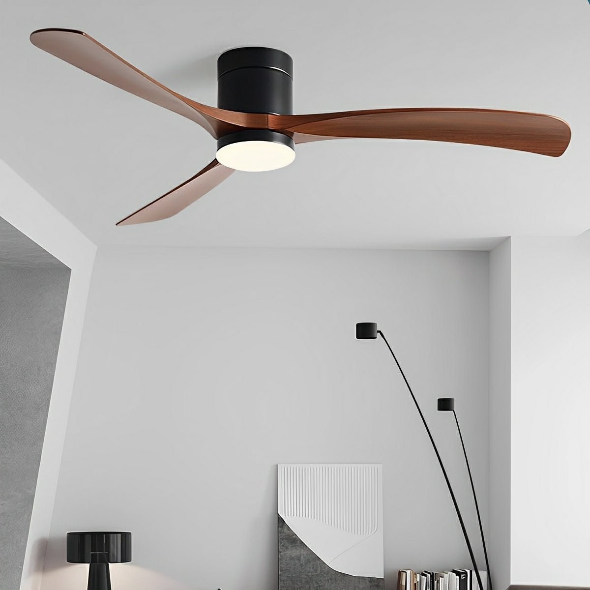Moderner 6-stufiger DC-Deckenventilator mit LED-Licht und Rückwärtslauf